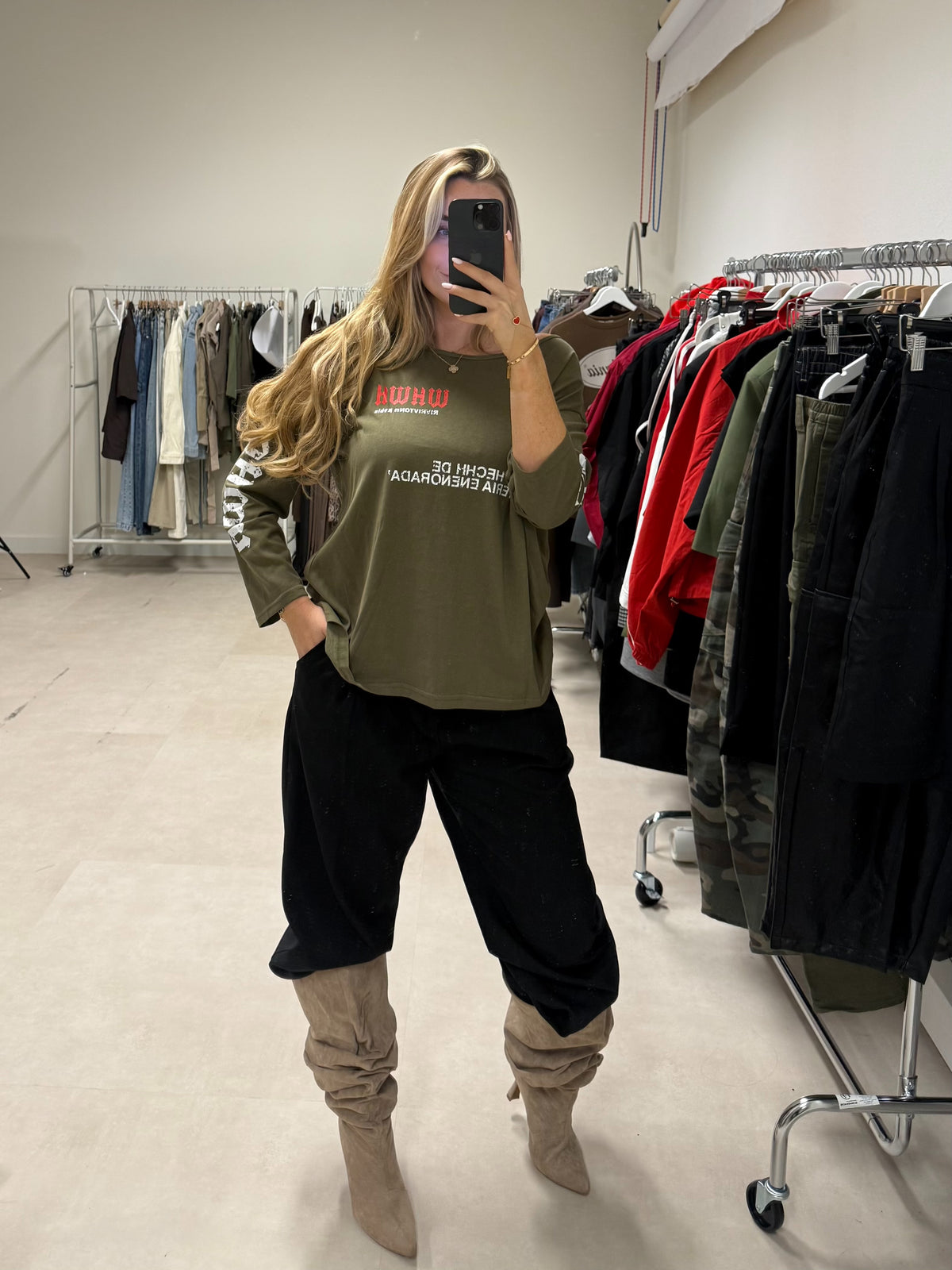 Statement Off Shoulder Tee Army | Semmie