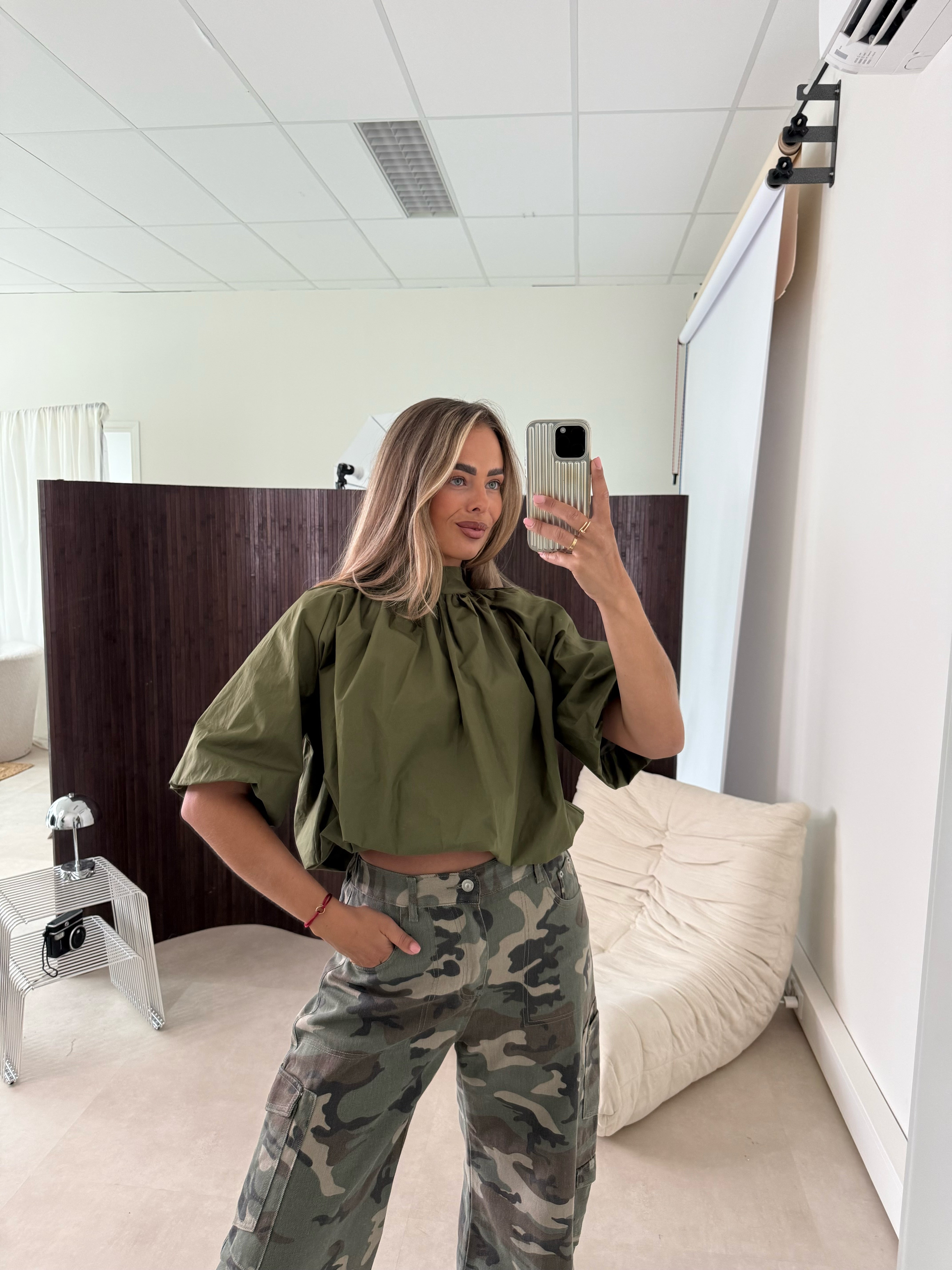 Blouse met Strik Achterkant Army Groen