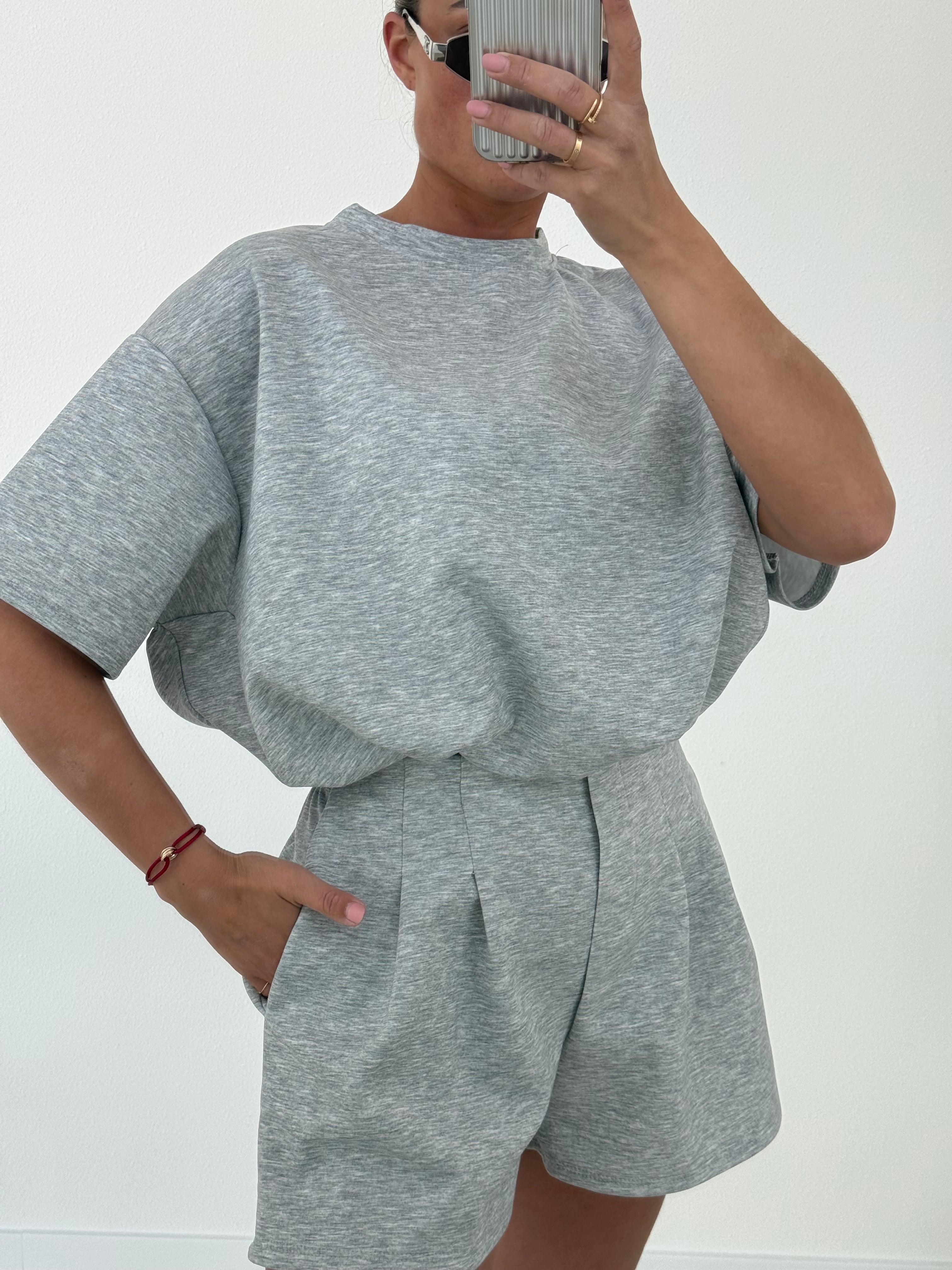Cropped Two Piece Set Grijs