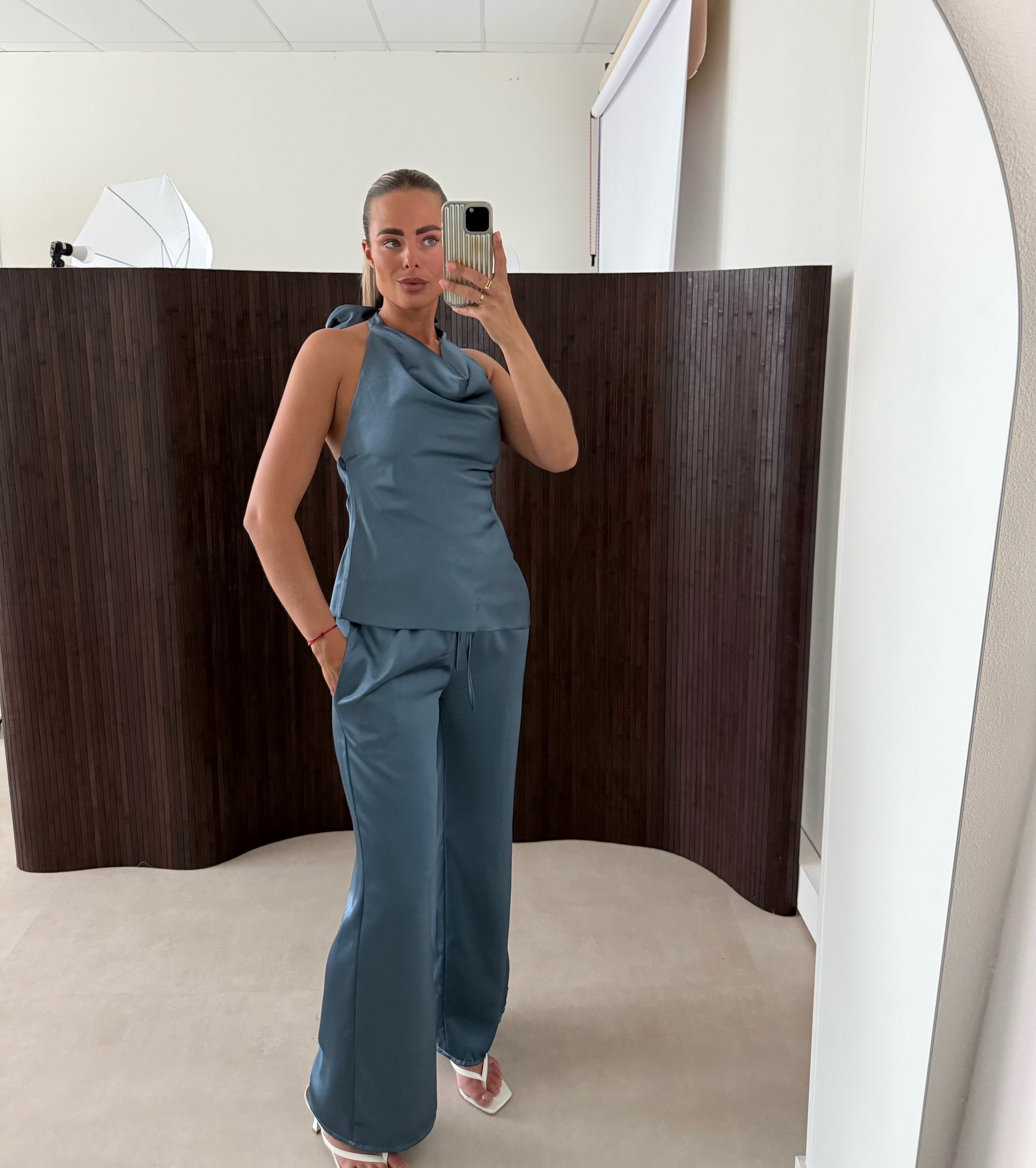 Asymmetric Satin Set Blauw | Ayla