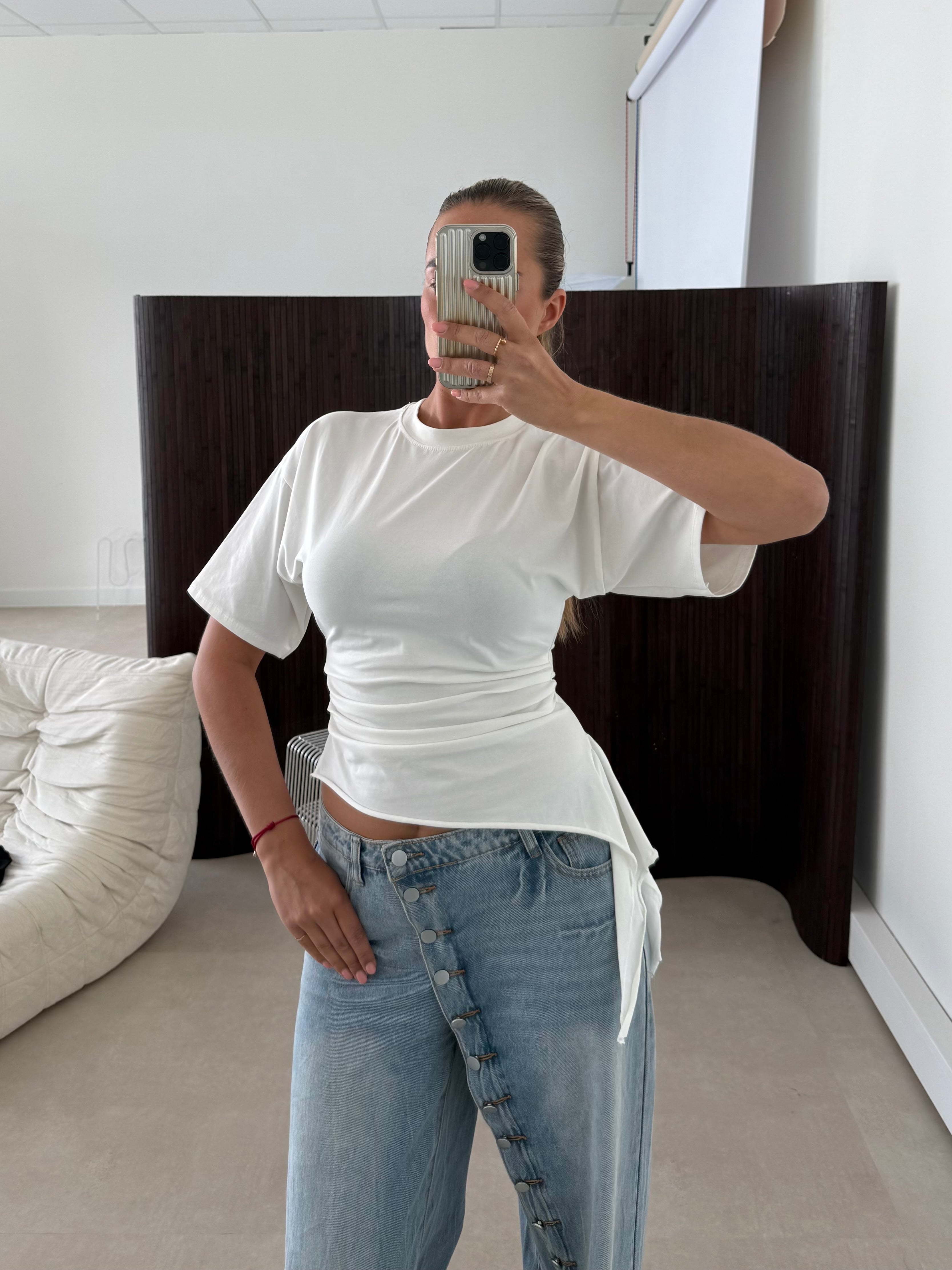 T-shirt Asymmetrisch Wit | Thirza