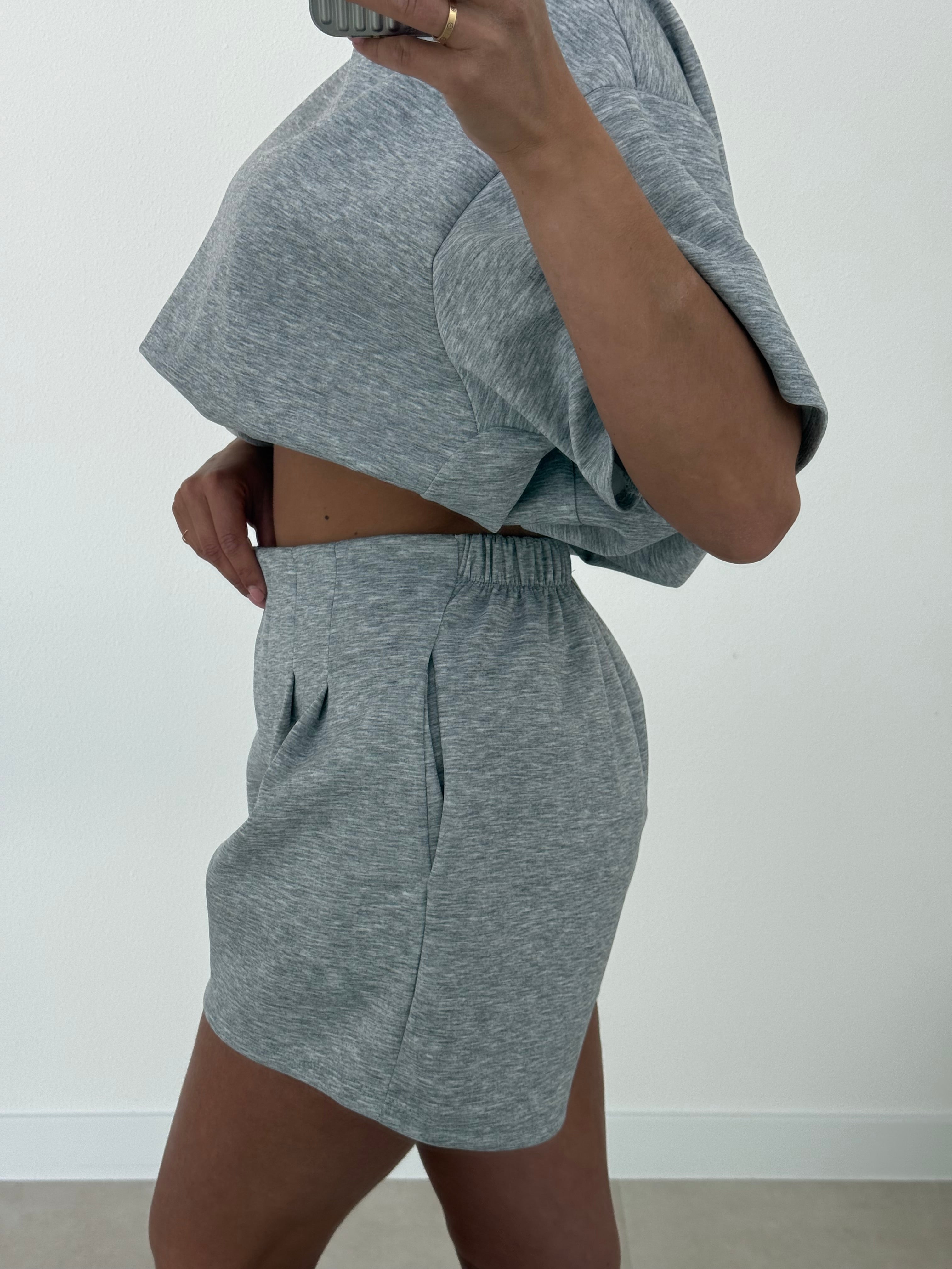 Cropped Two Piece Set Grijs