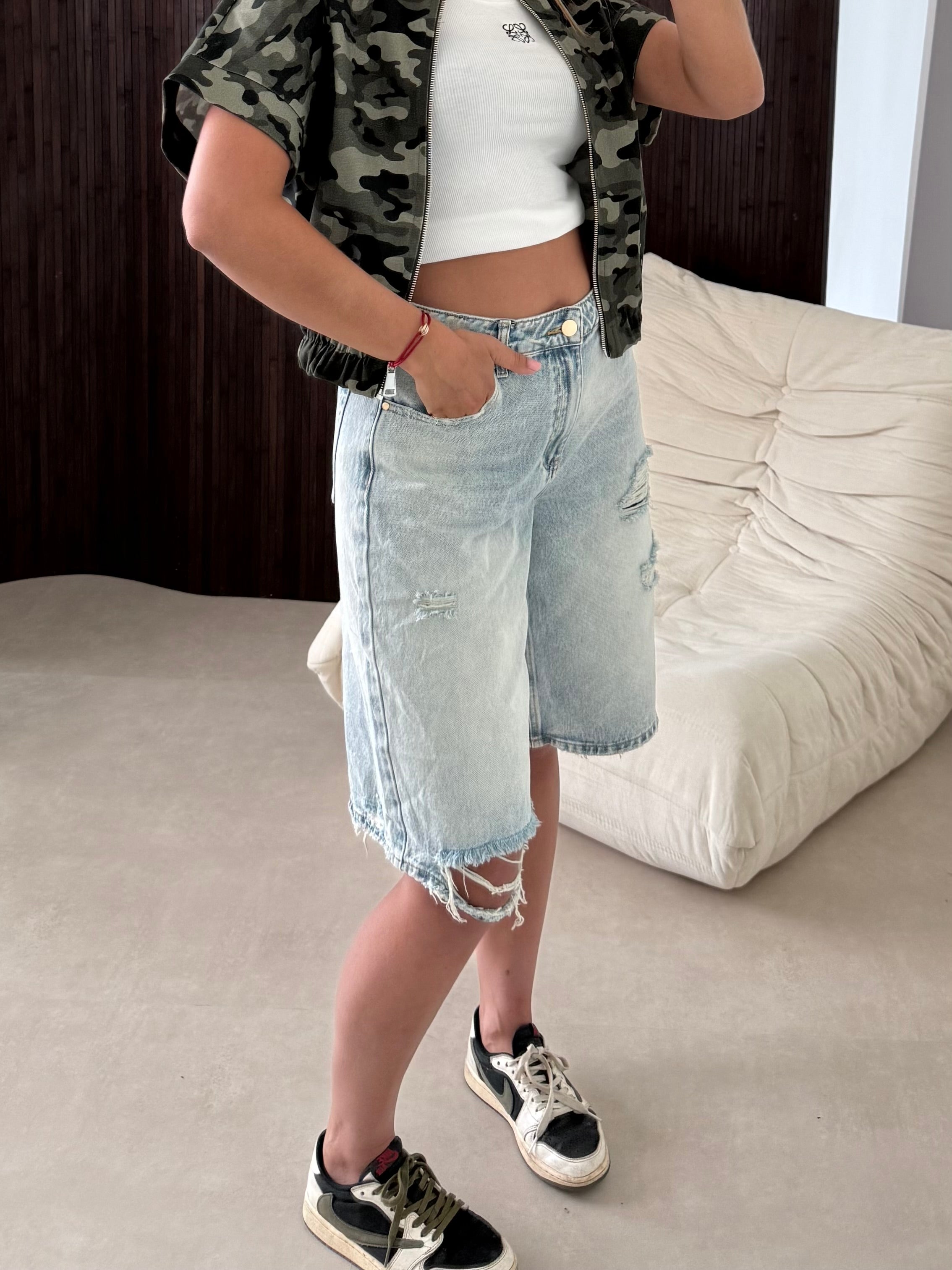 Queen Hearts Denim Jort Scheuren | Danielle