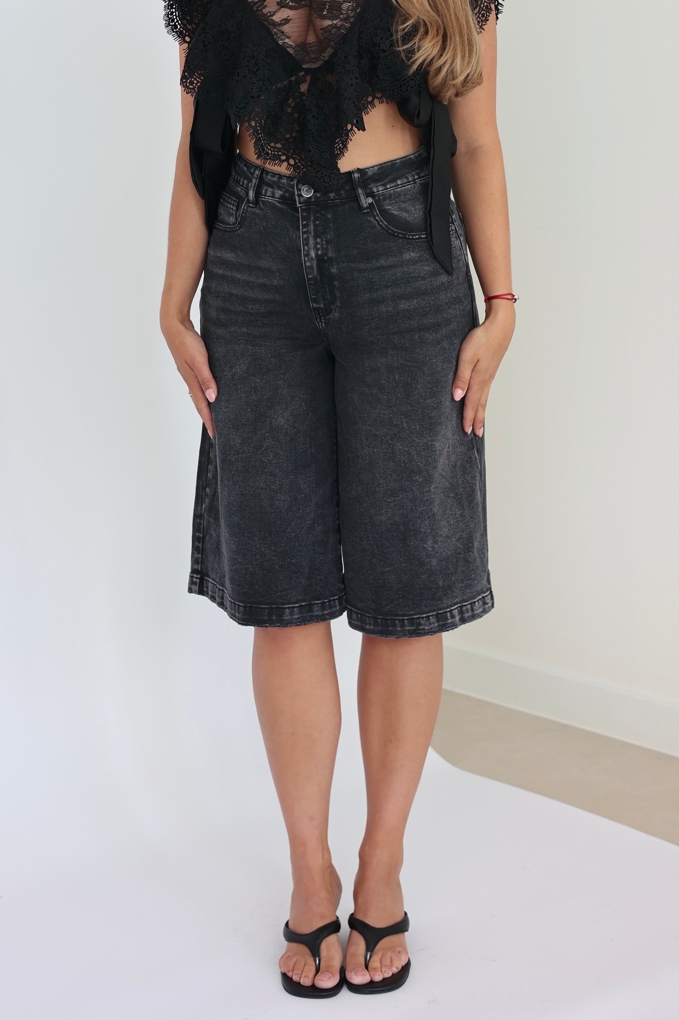 Queen Hearts Stretch Denim Jort | Grijs
