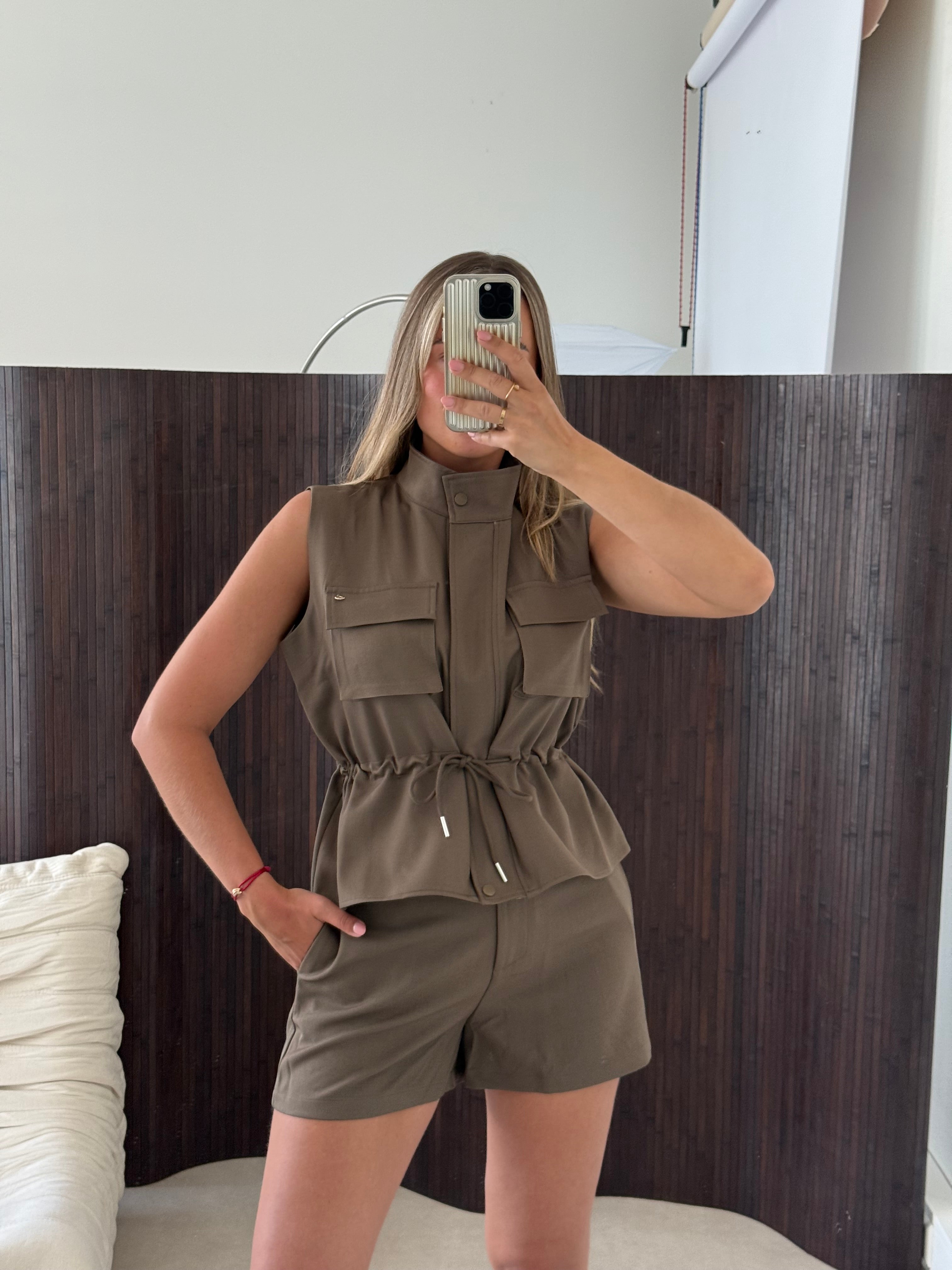 Ambika Pantalon Short Taupe | Amy