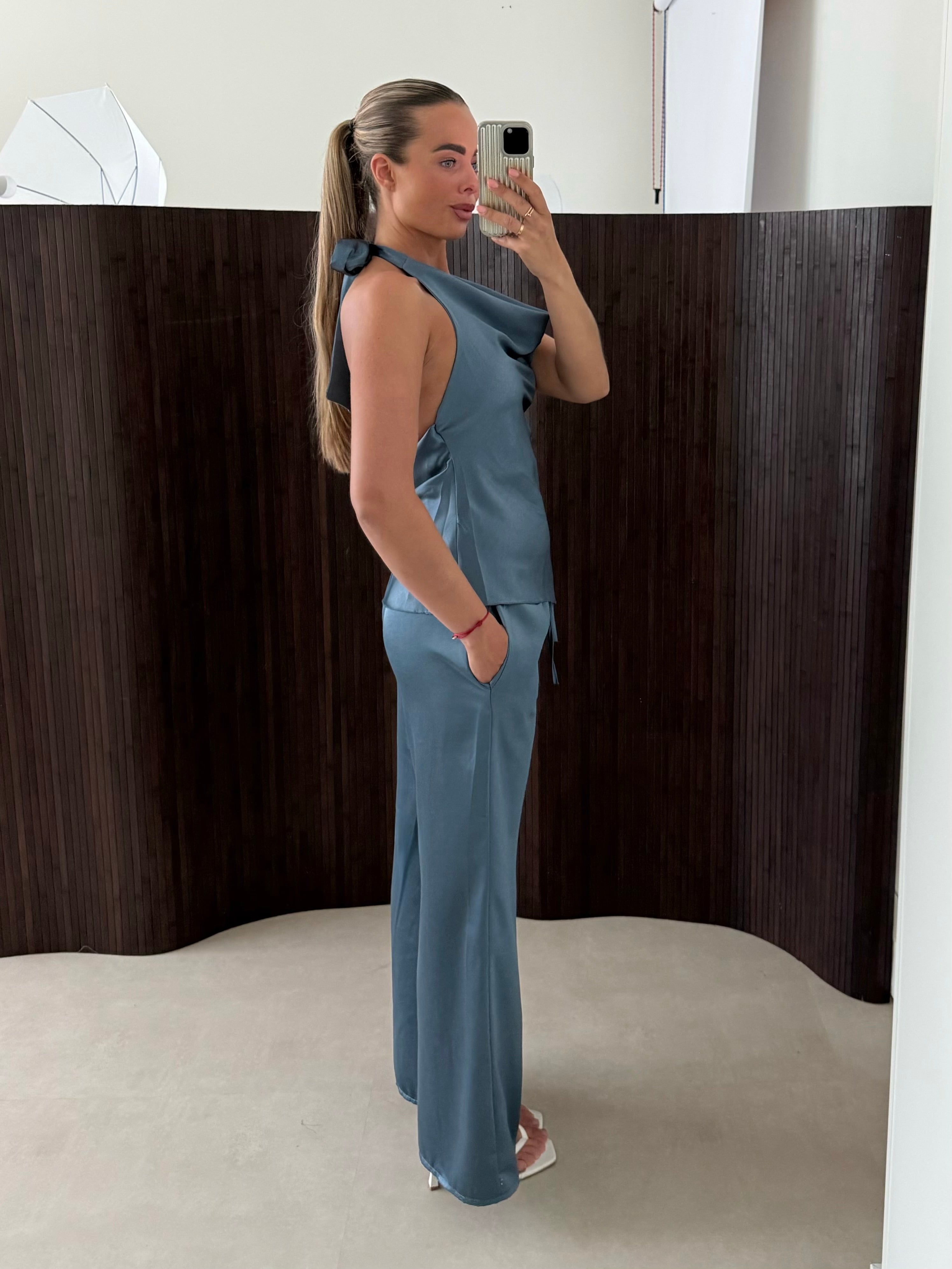 Asymmetric Satin Set Blauw | Ayla