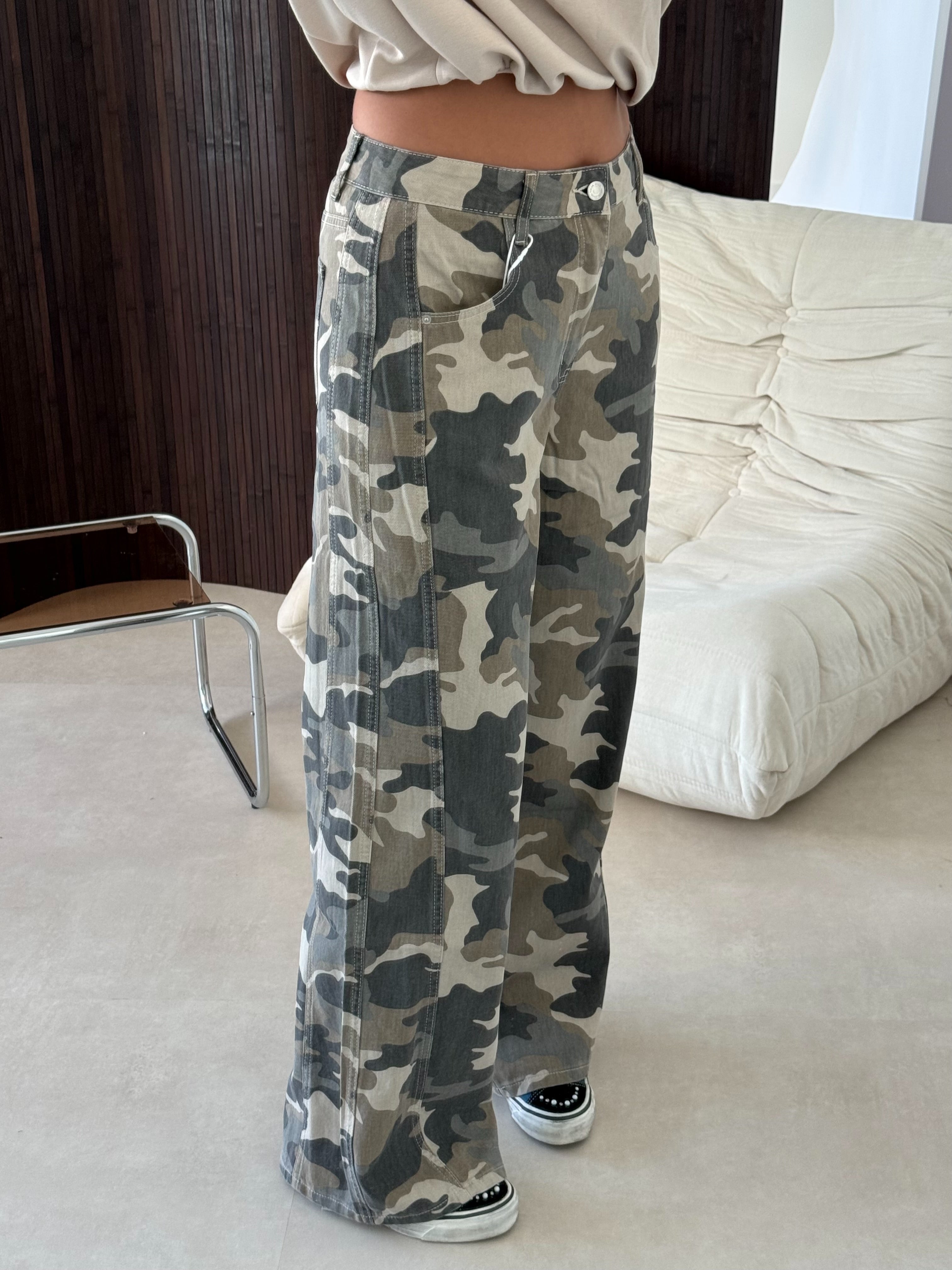 Queen Hearts Camouflage Jeans