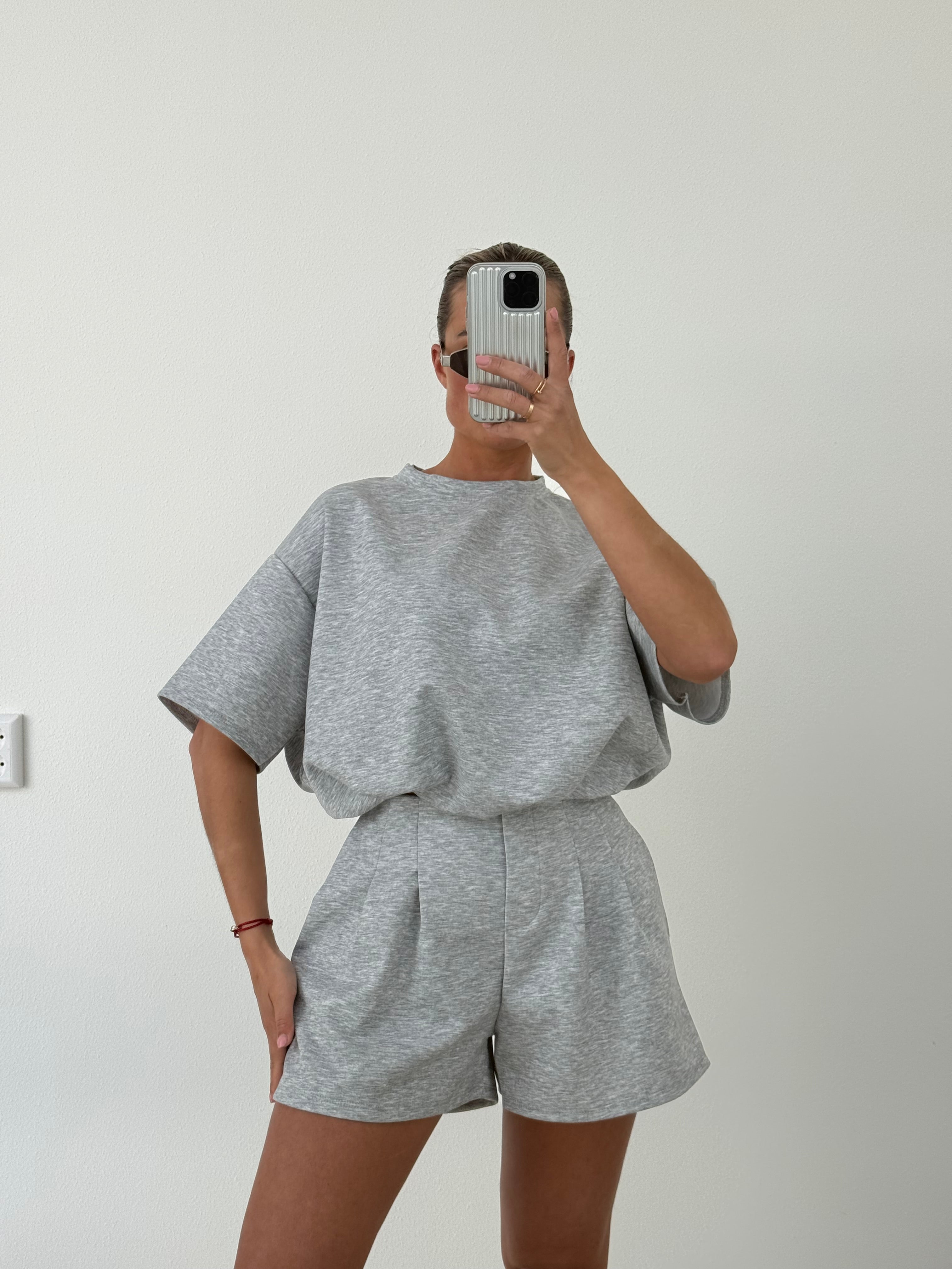 Cropped Two Piece Set Grijs