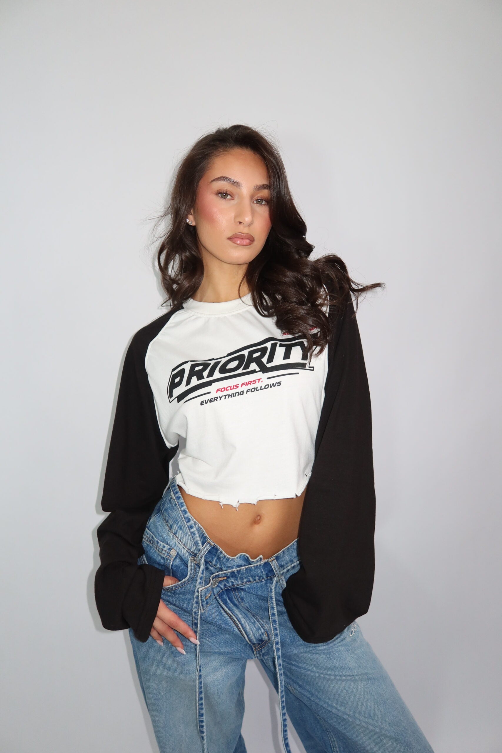 Priority Cropped Longsleeve Black