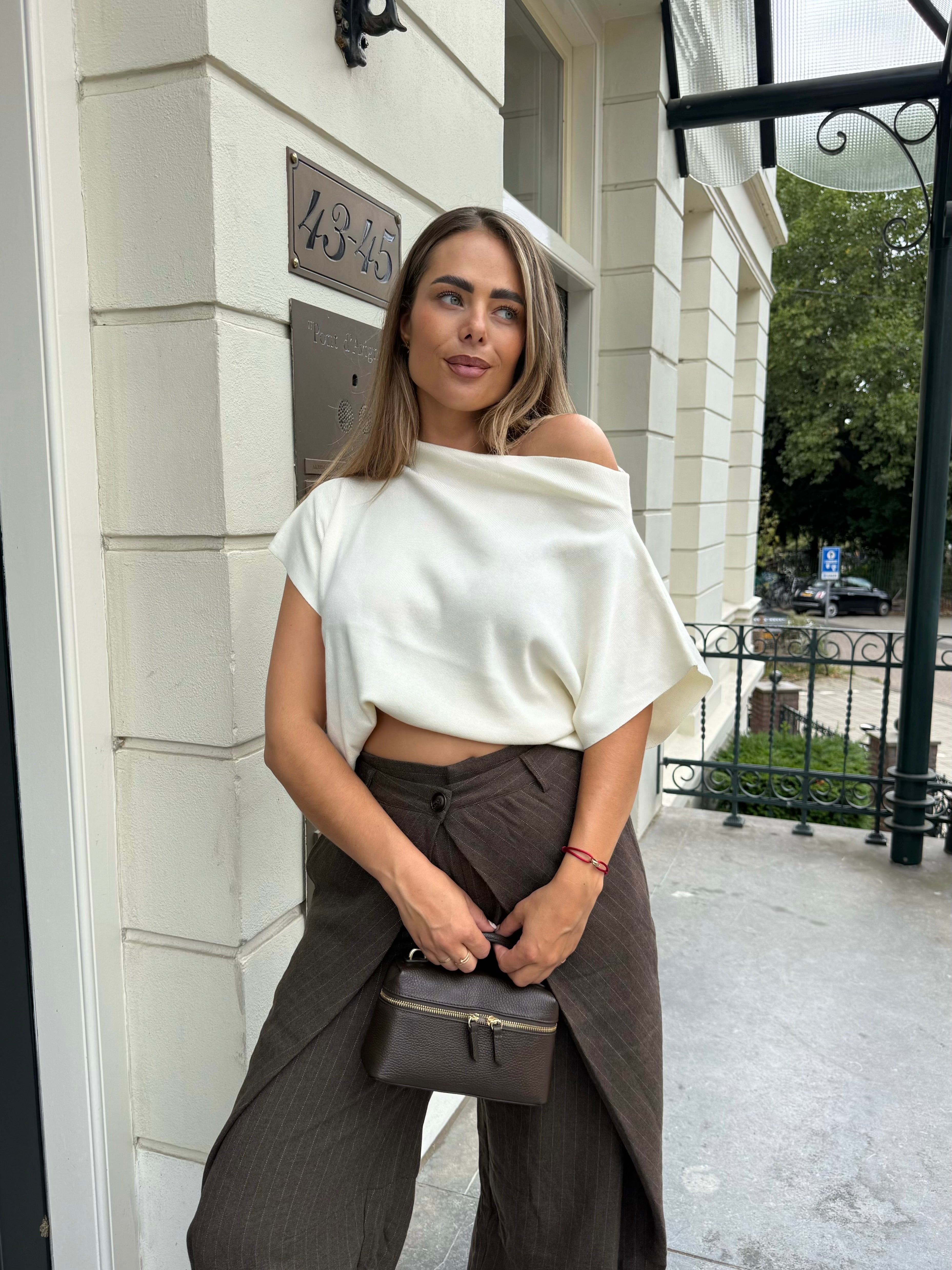 Off Shoulder Tricot Top Crème