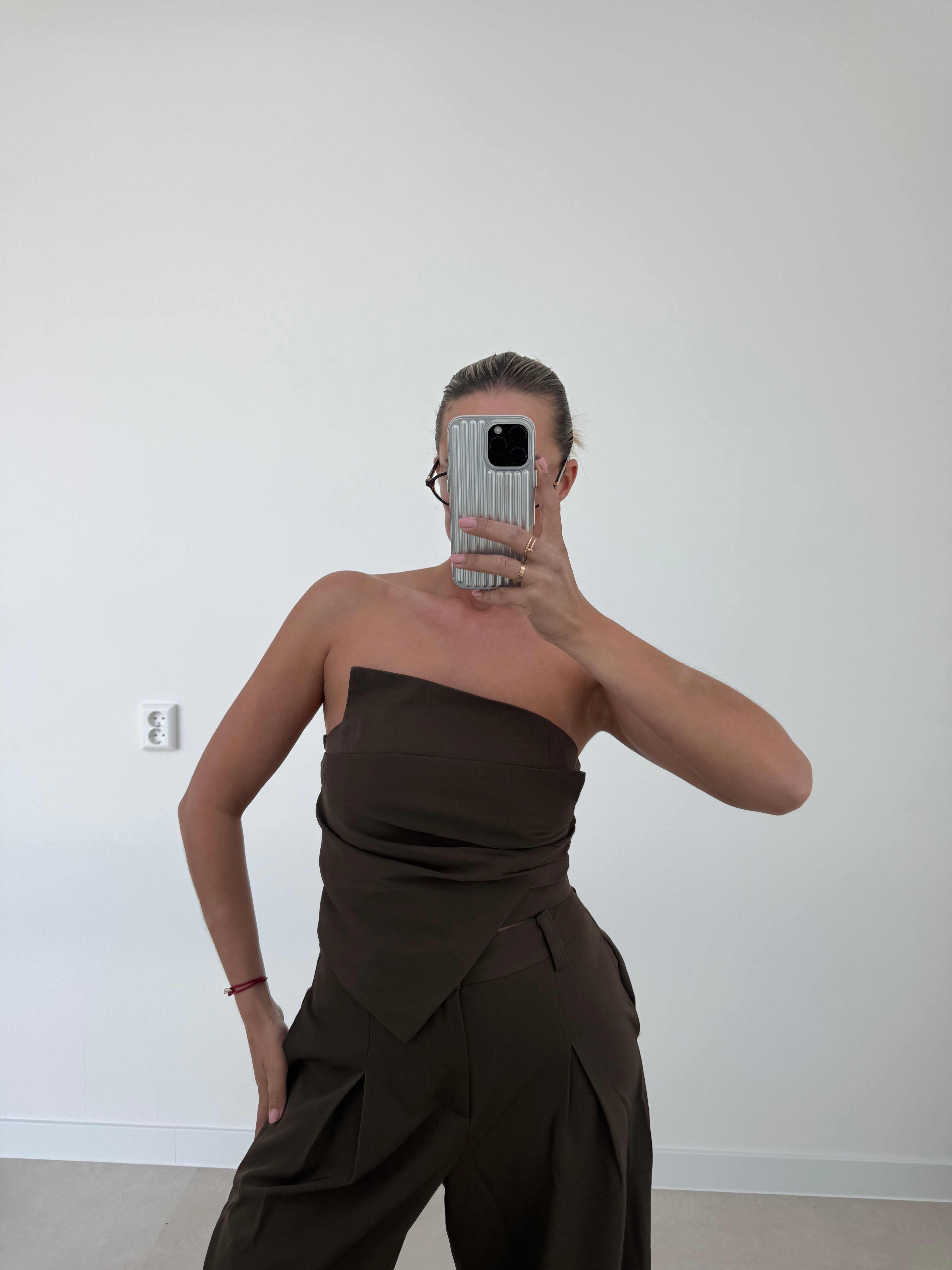 Two Piece Set met Strapless Top Bruin
