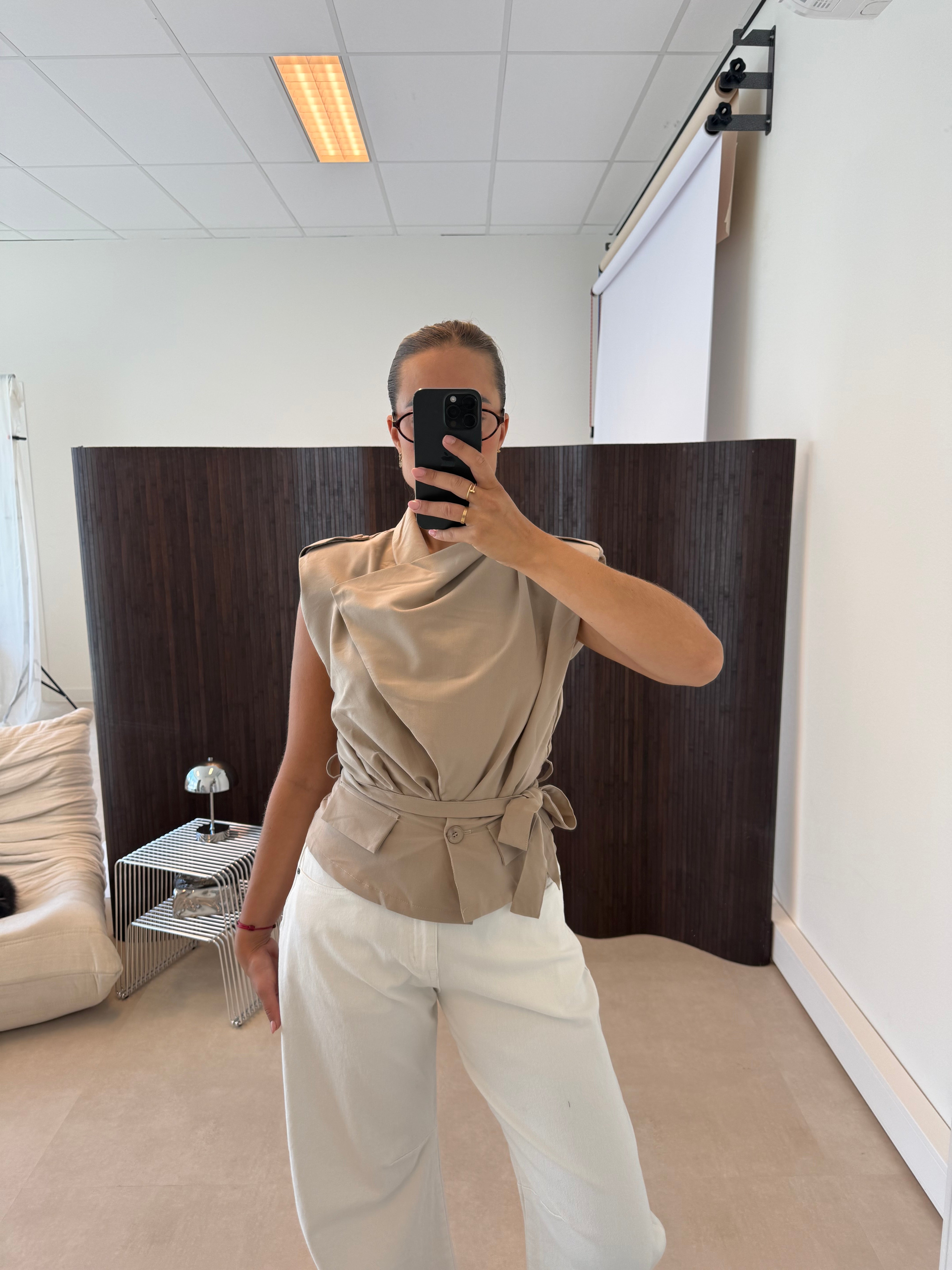 Top met Hoge Hals en Ceintuur Beige | Teddy