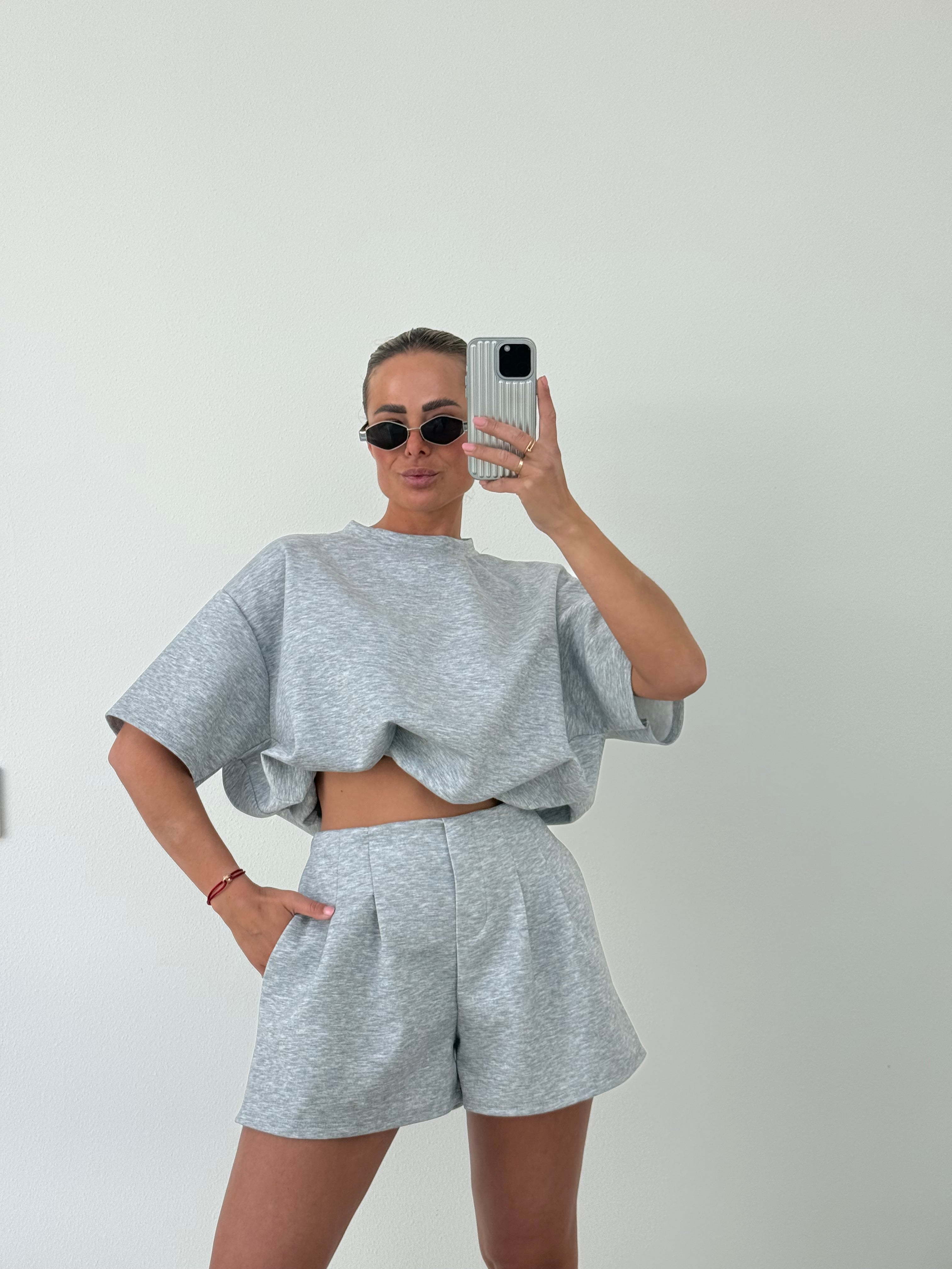 Cropped Two Piece Set Grijs