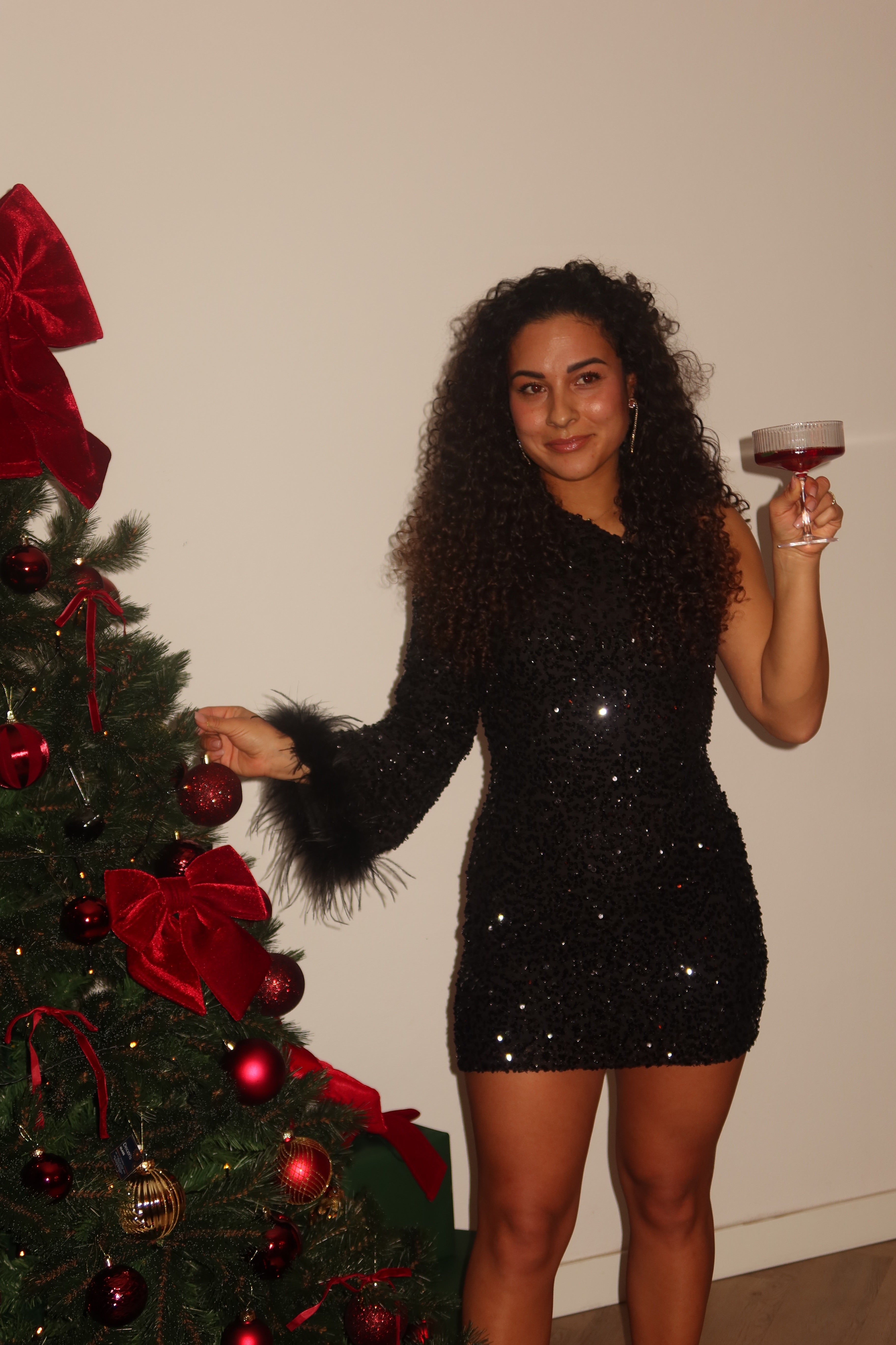 Pailletten One Shoulder Jurk Zwart | Isabel