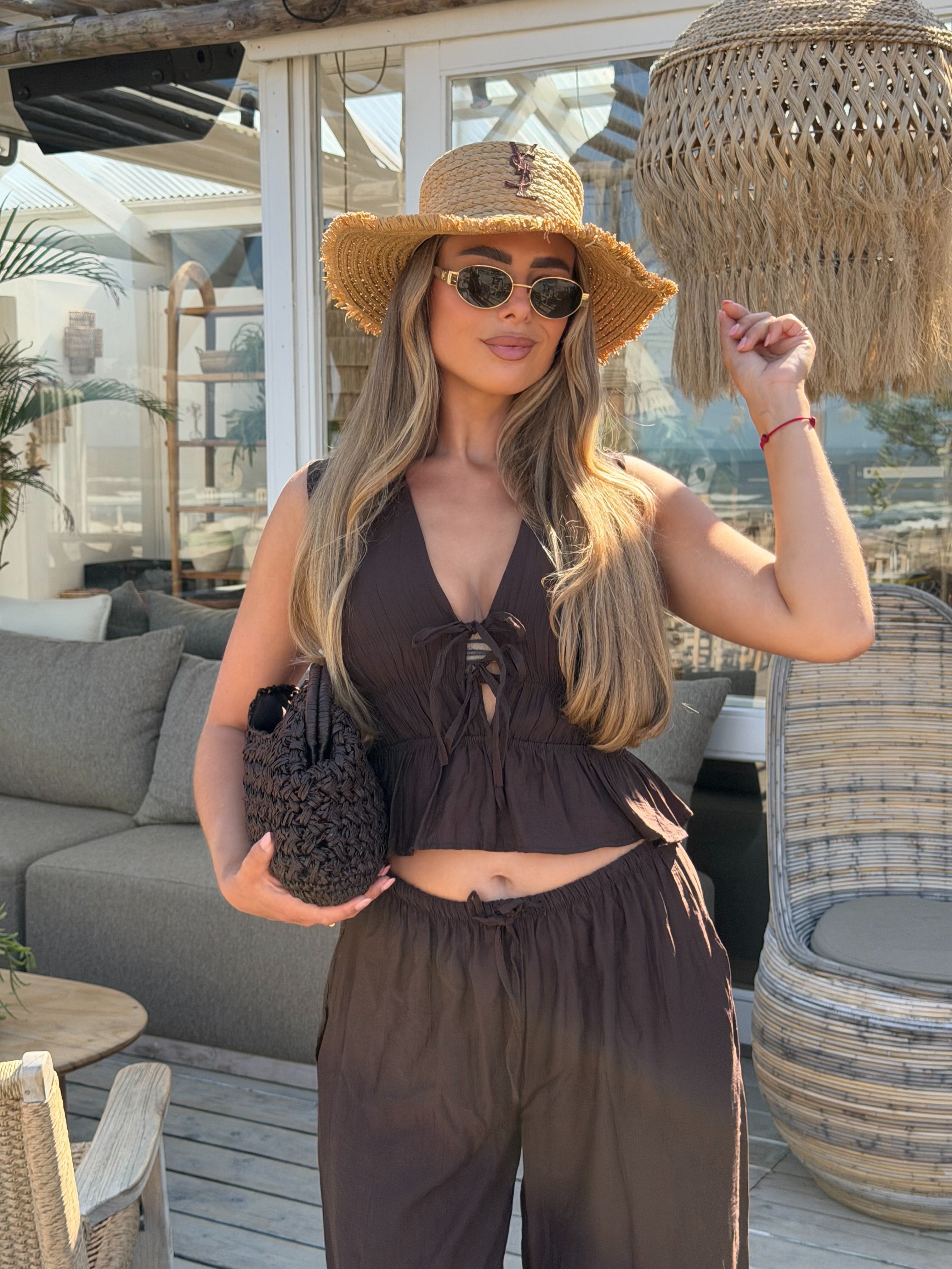 Luxe Two Piece Set Bruin | Liv