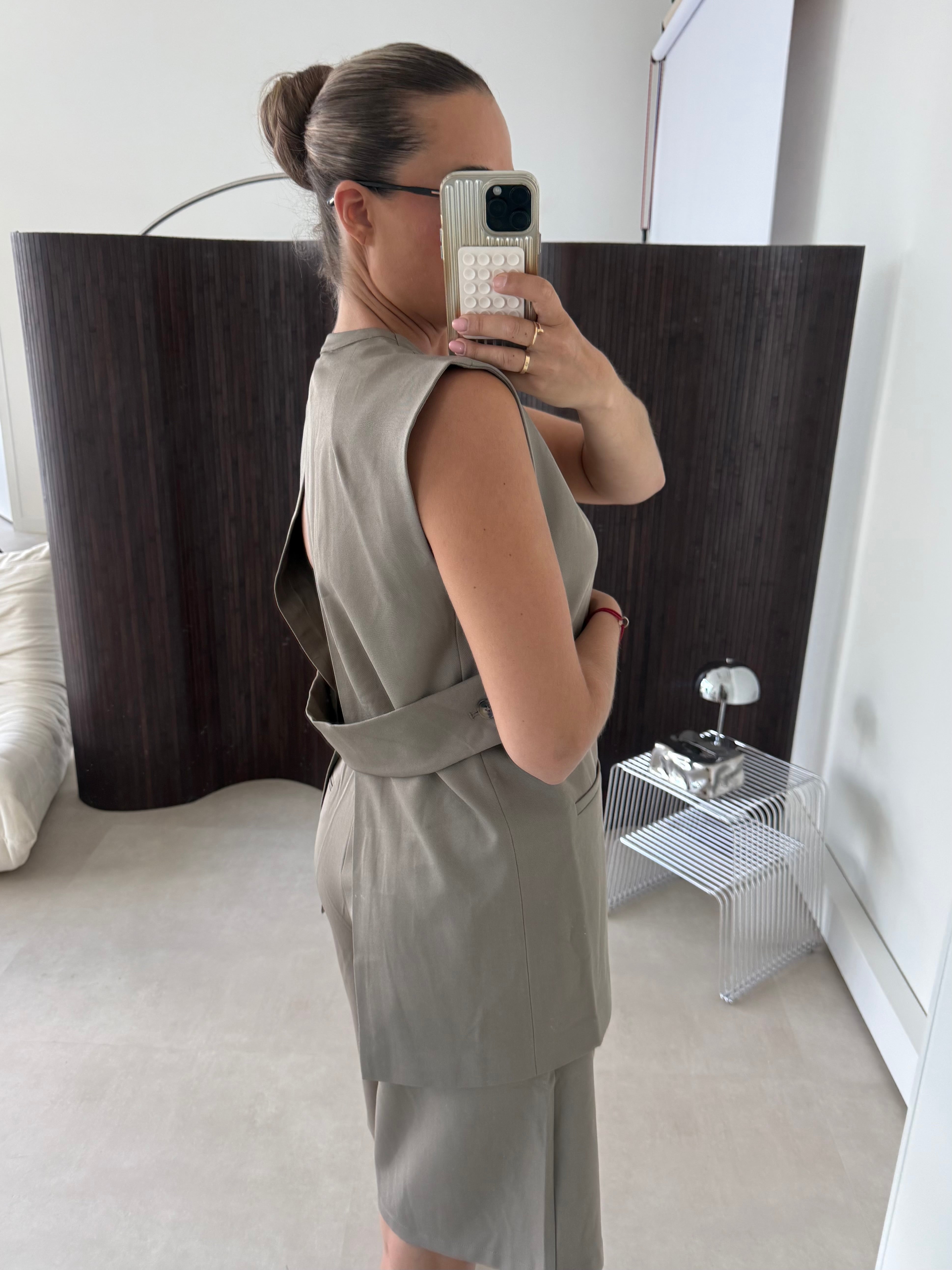 Oversized Gilet Met Band Taupe | Olivia
