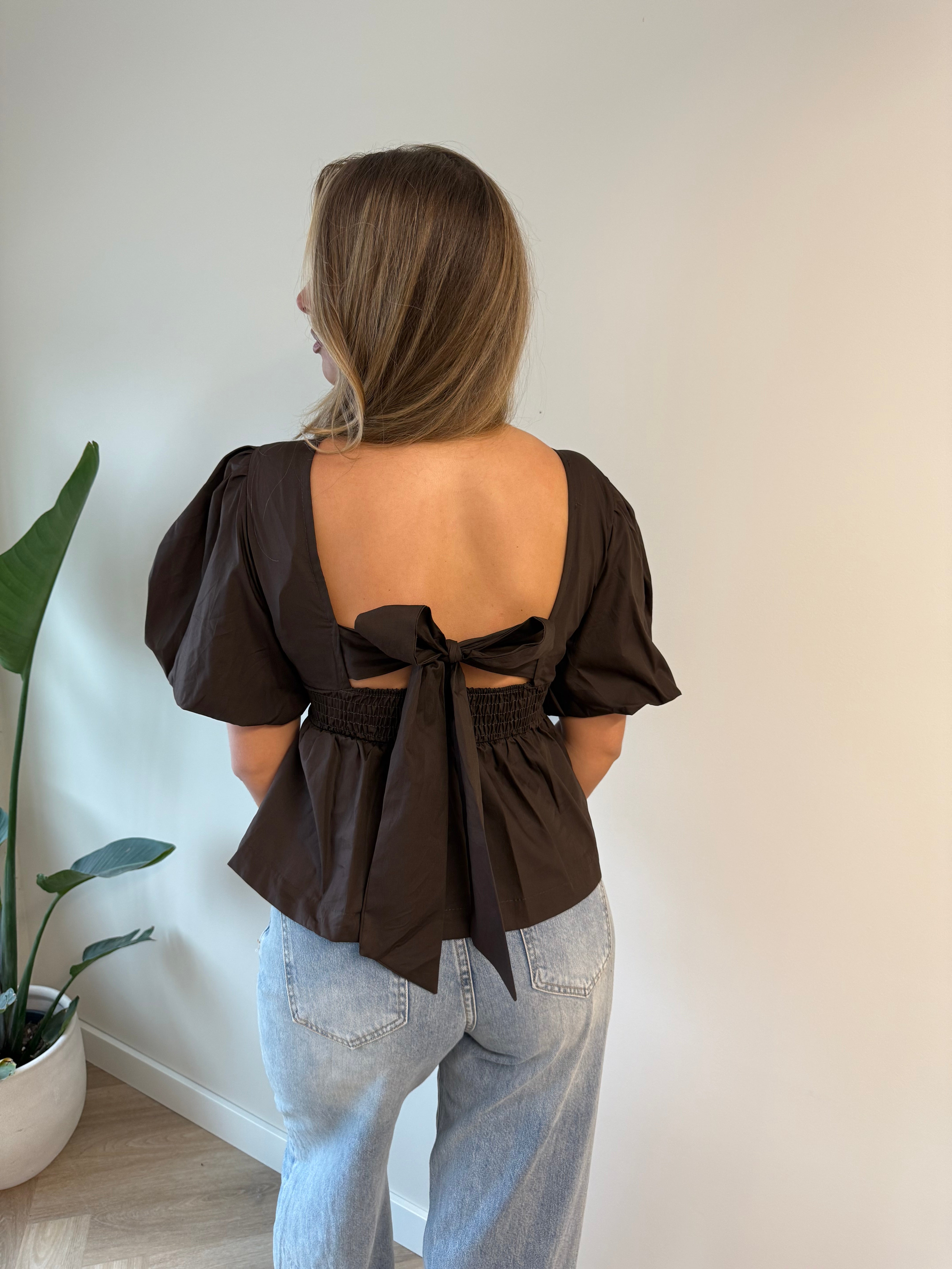 Pofmouw Top Strik Bruin | Fleur