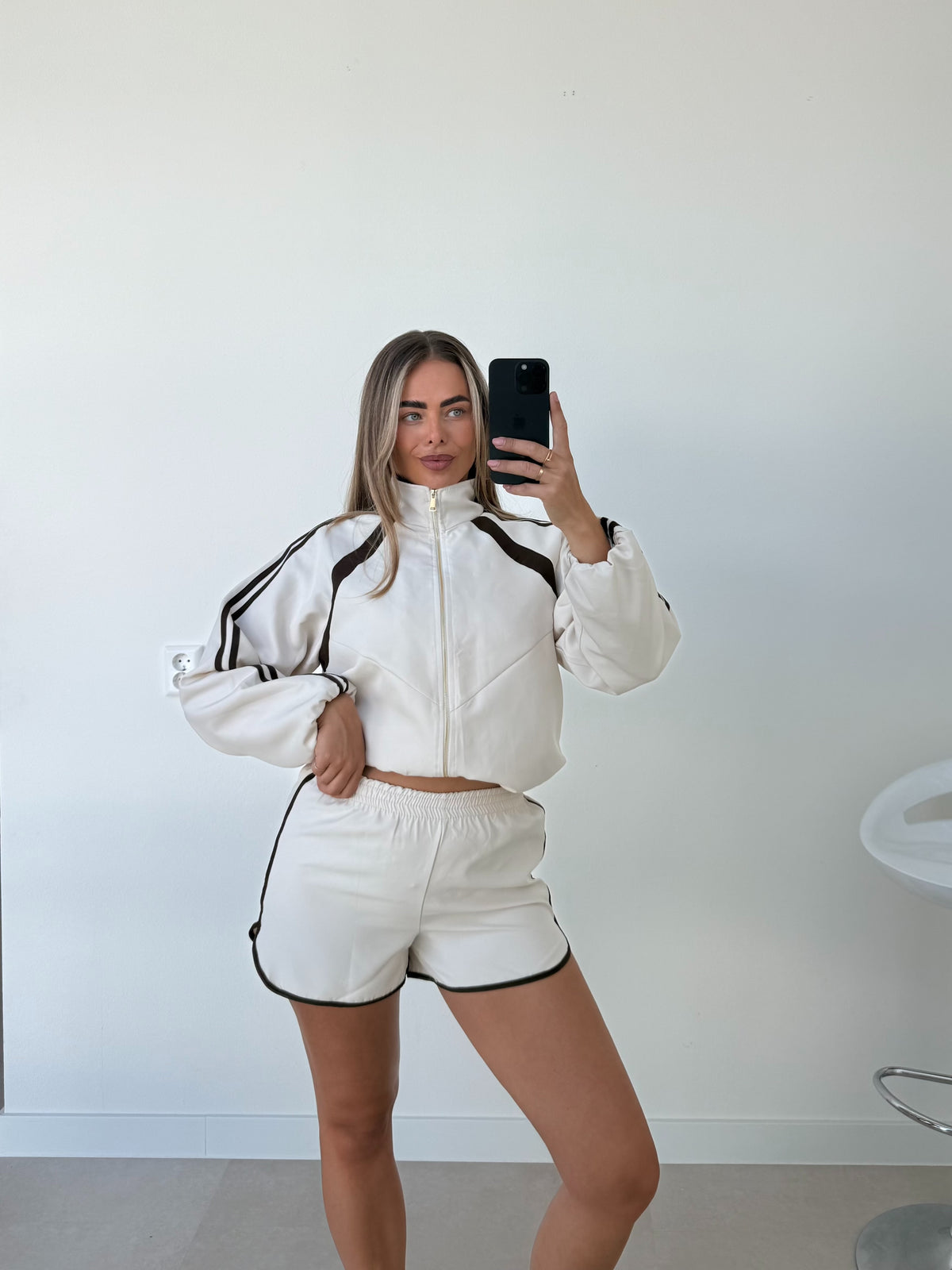 Sporty Two Piece Set Crème Bruin