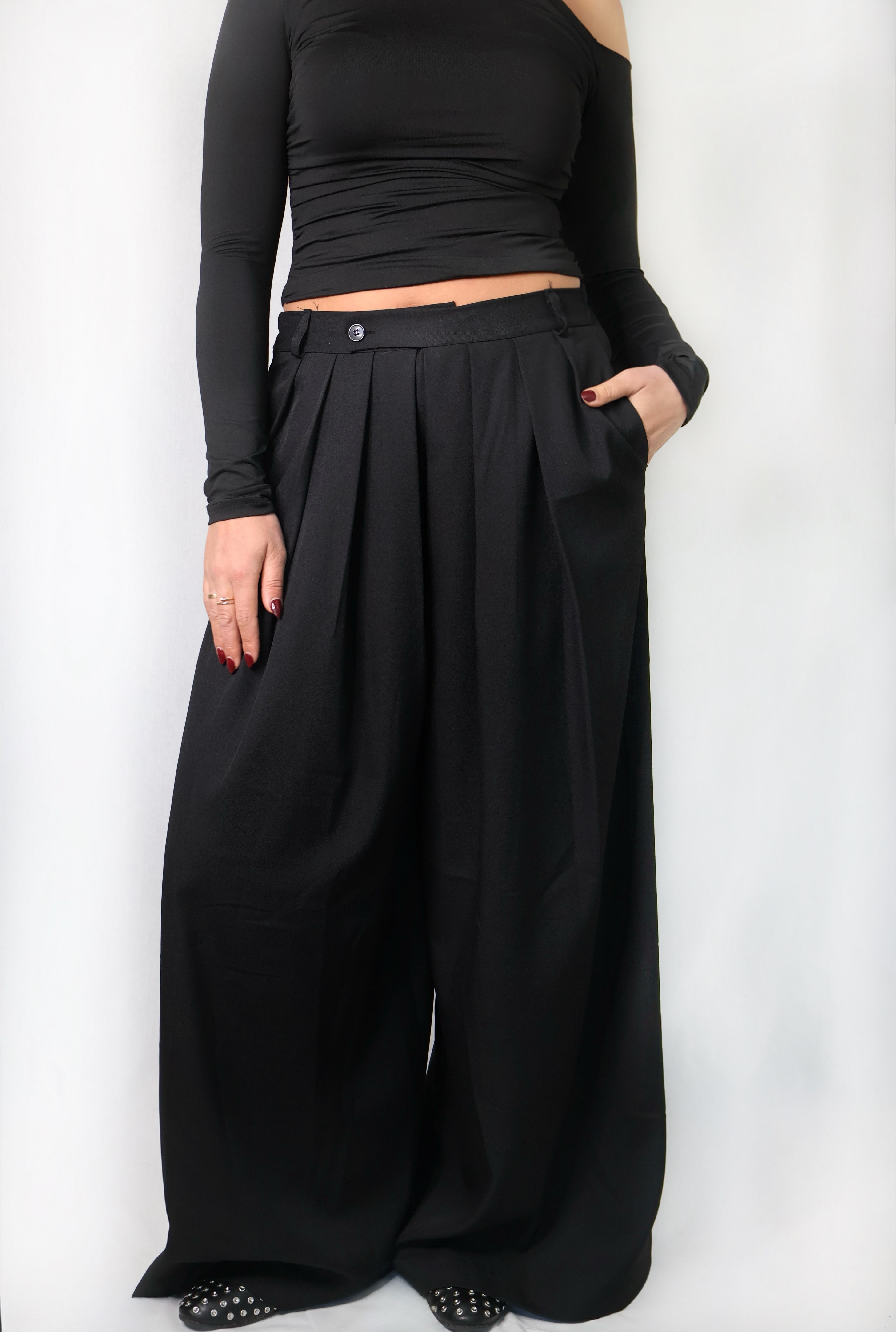 Wijde Pantalon Geplooid Zwart | Charlie