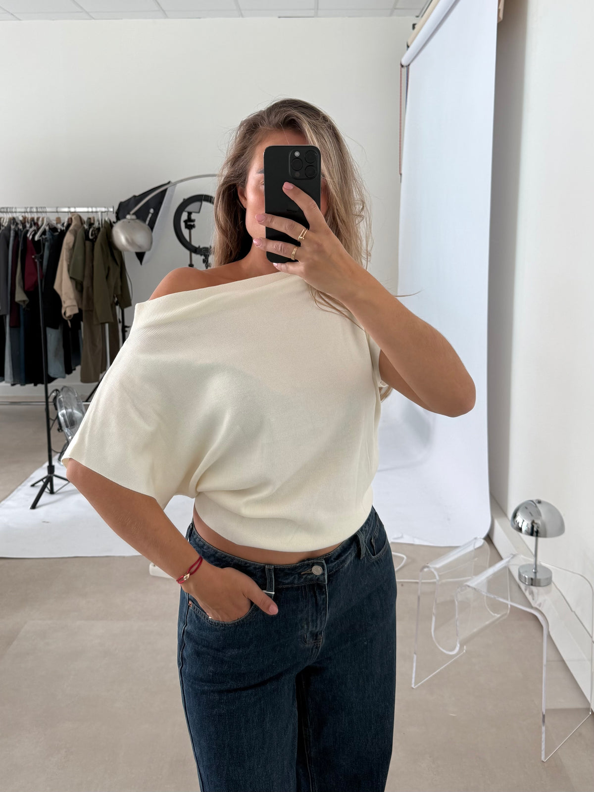 Off Shoulder Tricot Top Crème