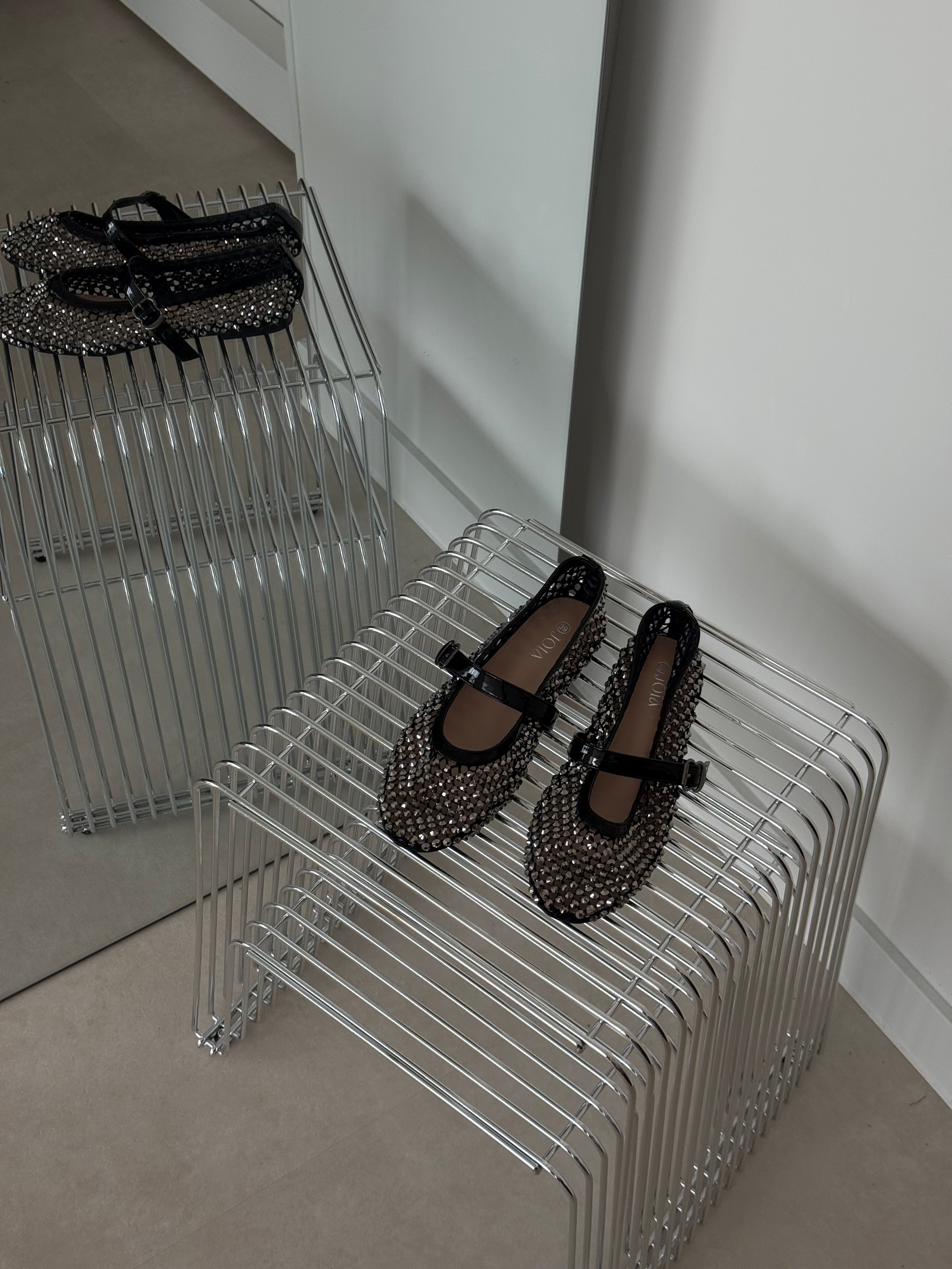 Shimmering Ballerina’s Zwart