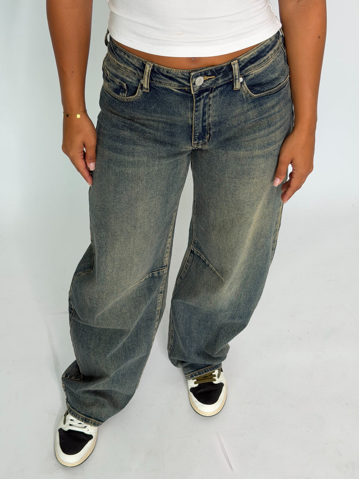 Queen Hearts Barrel Jeans Vintage Washing