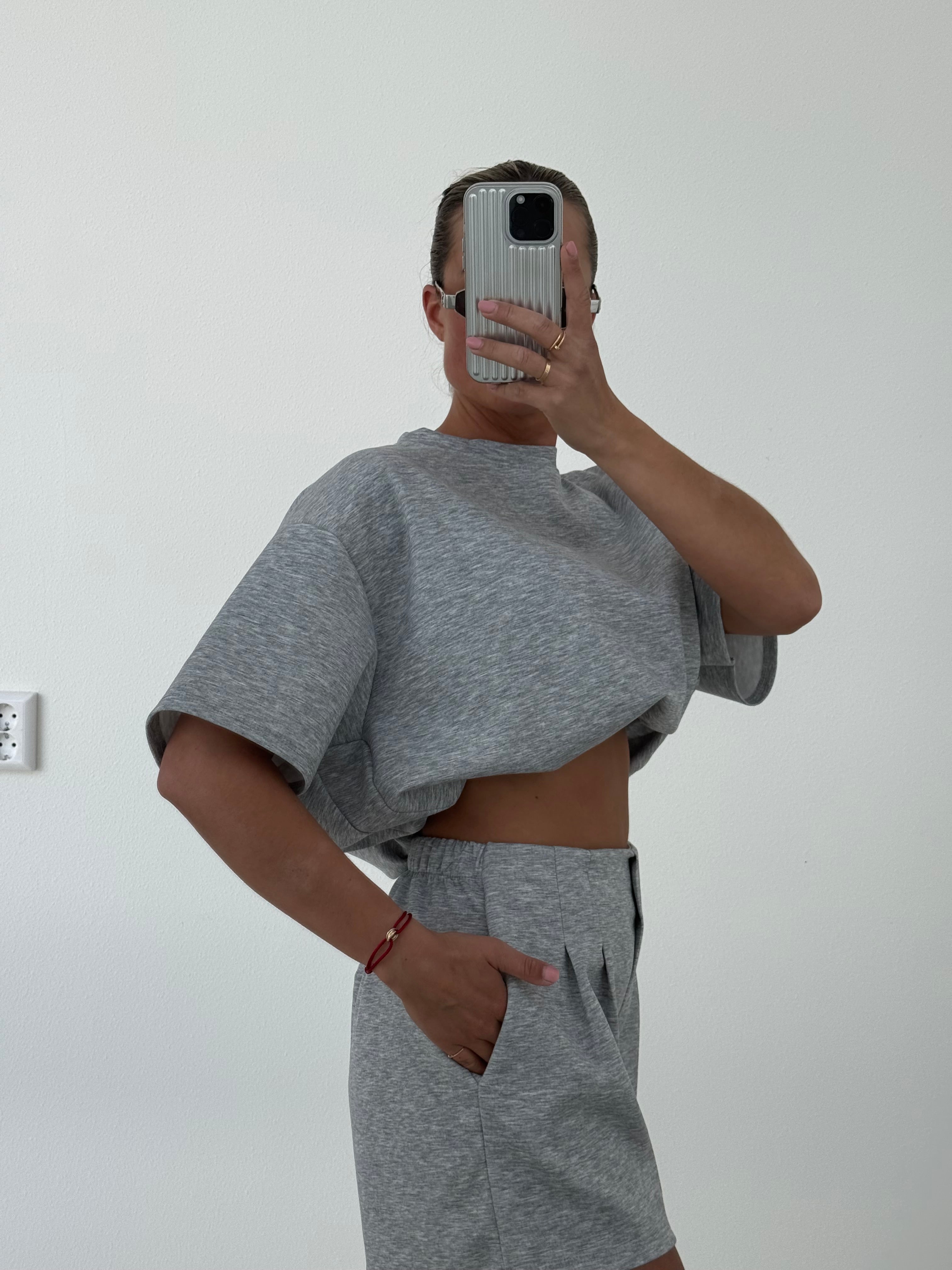 Cropped Two Piece Set Grijs