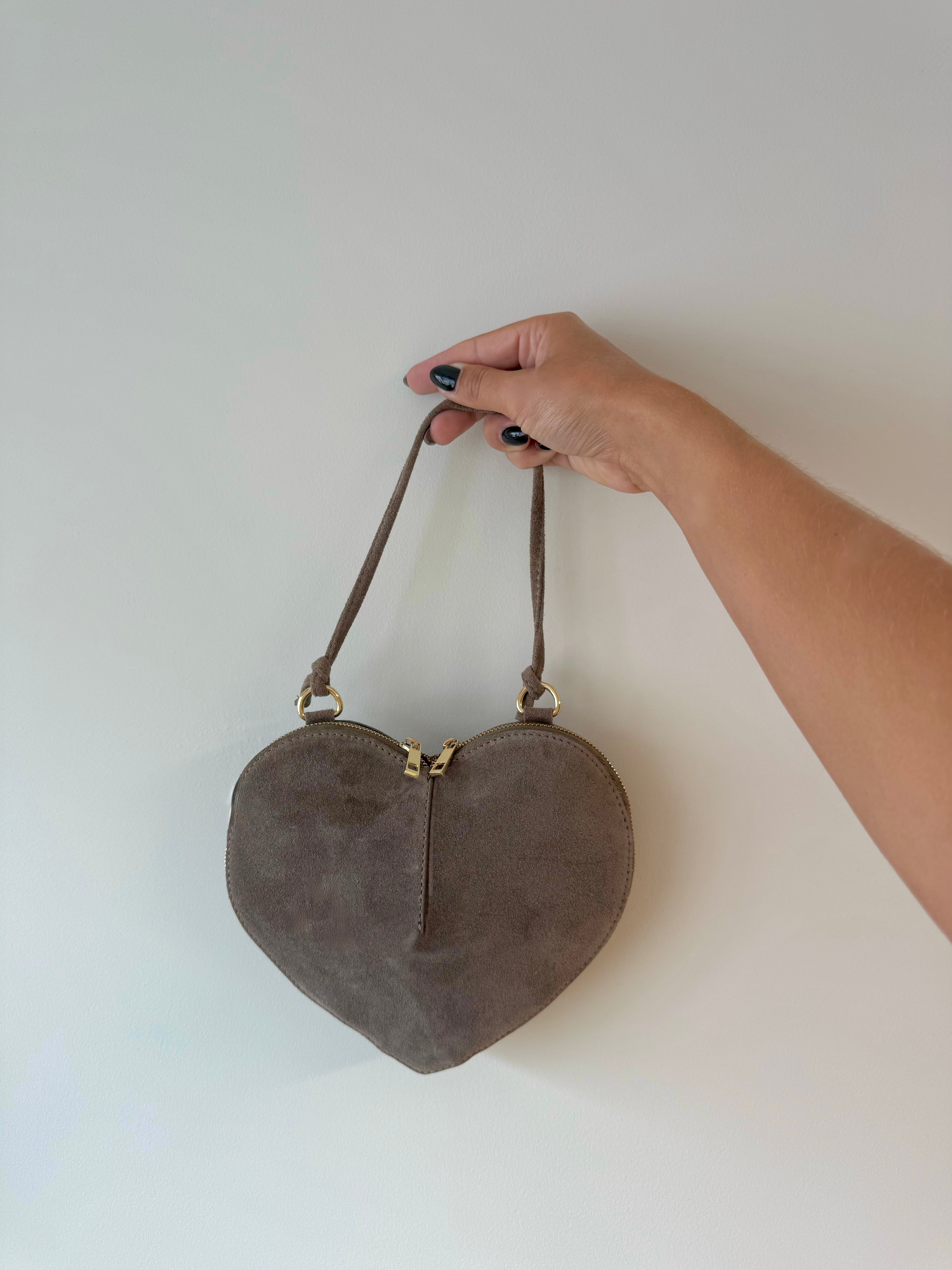 Heart Bag Suede Taupe | Lola